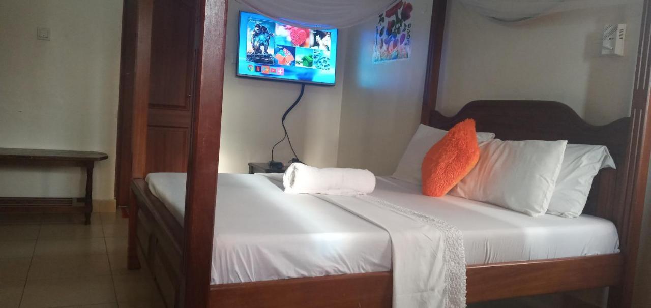 Sebuleni Serviced Homstay - Nyali Beach Msa Mombassa Buitenkant foto