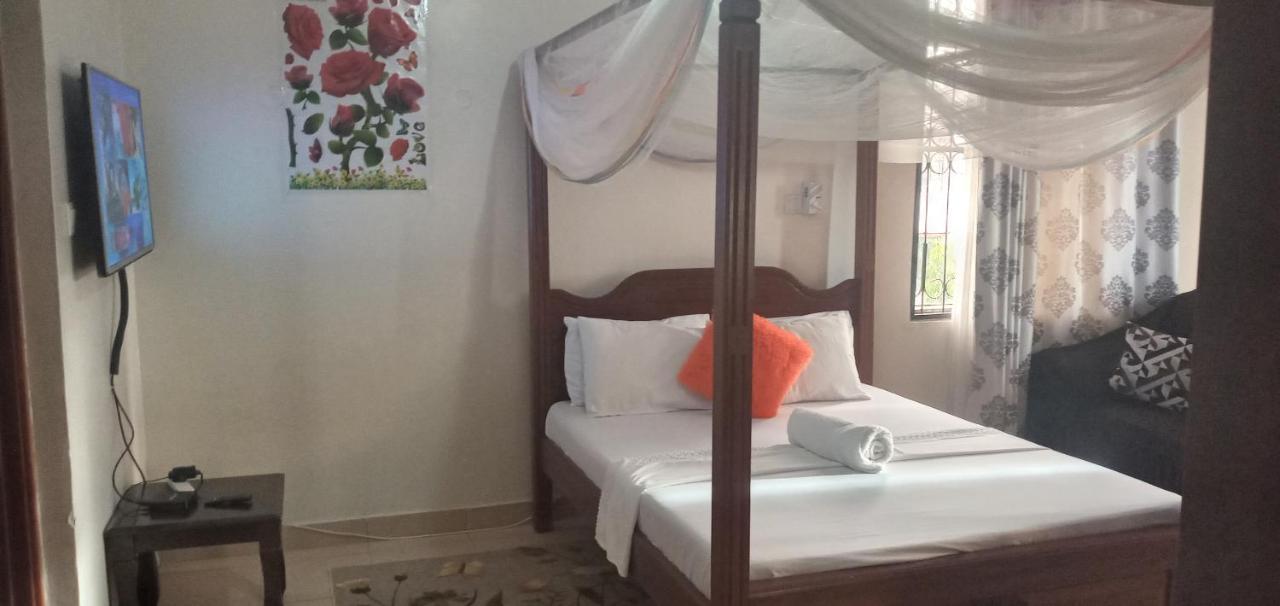 Sebuleni Serviced Homstay - Nyali Beach Msa Mombassa Buitenkant foto