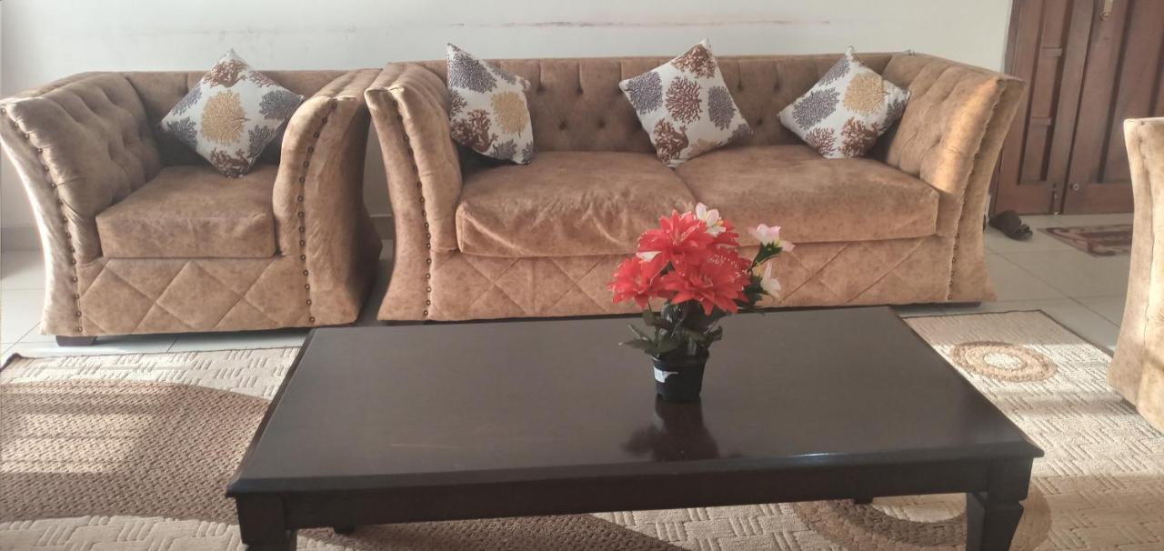 Sebuleni Serviced Homstay - Nyali Beach Msa Mombassa Buitenkant foto
